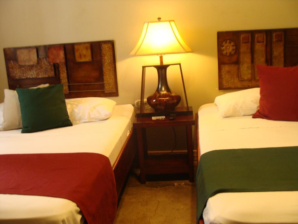 Hotel Liberia Kültér fotó